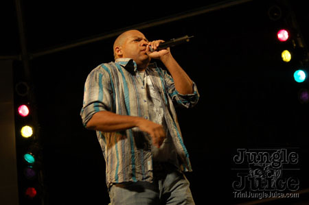 bazoodee_friday_2k7-059