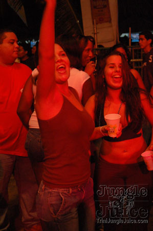 bazoodee_friday_2k7-069