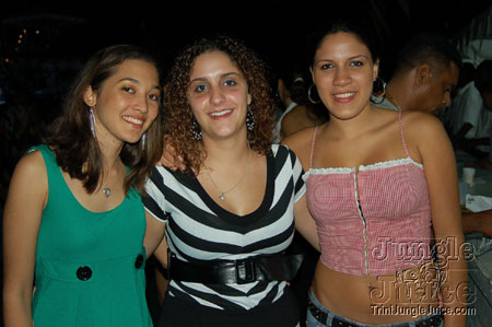 bazoodee_friday_2k7-079