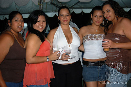 bazoodee_friday_2k7-080