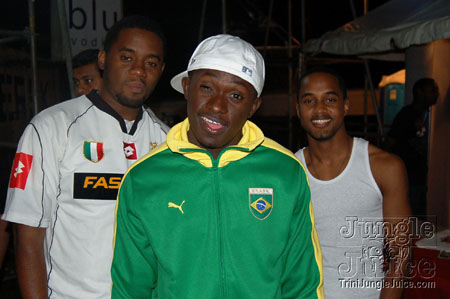 bazoodee_friday_2k7-081