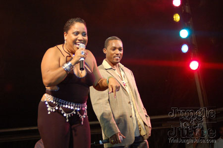 bazoodee_friday_2k7-098