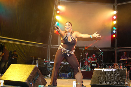 bazoodee_friday_2k7-099