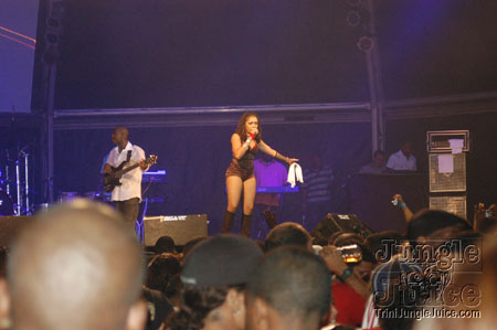 bazoodee_friday_2k7-112