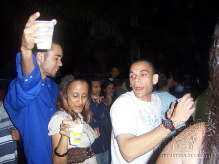 bazoodee_friday_2k7-132