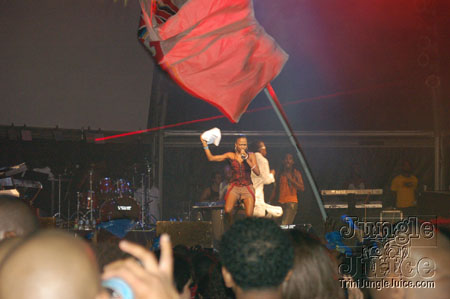 bazoodee_friday_2k7-141