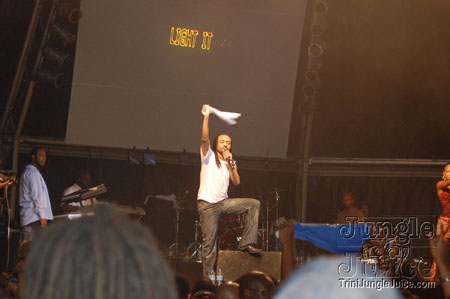 bazoodee_friday_2k7-145