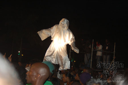 bazoodee_friday_2k7-150