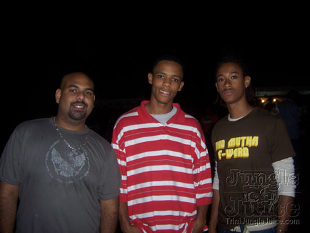 bazoodee_friday_2k7-166