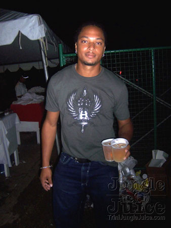 bazoodee_friday_2k7-169