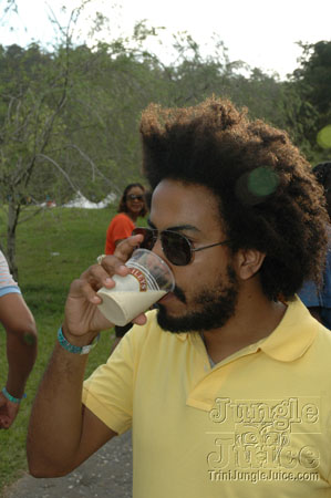 beach_house_carnival_2007-009