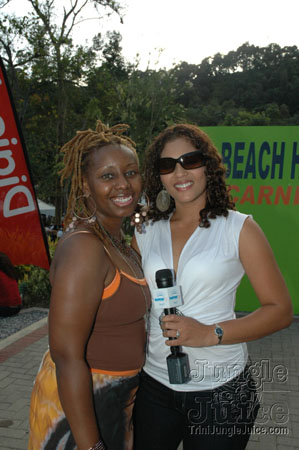 beach_house_carnival_2007-015