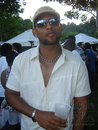 beach_house_carnival_2007-026