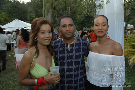 beach_house_carnival_2007-034