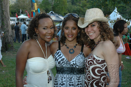 beach_house_carnival_2007-042