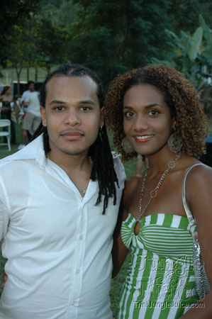 beach_house_carnival_2007-059