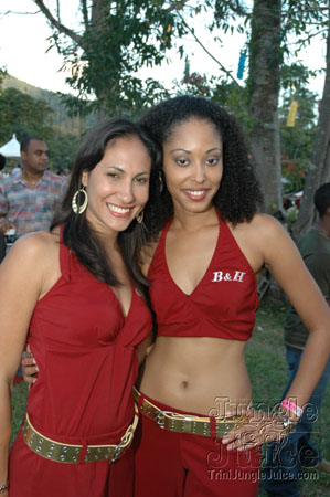 beach_house_carnival_2007-061