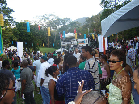 beach_house_carnival_2007-066