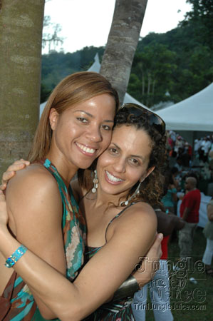 beach_house_carnival_2007-074