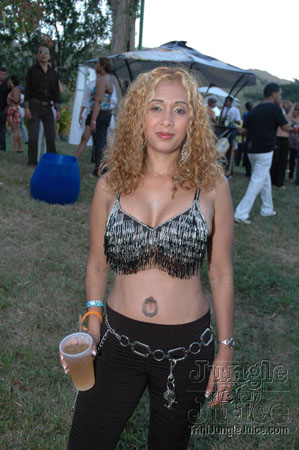 beach_house_carnival_2007-075