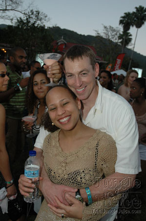 beach_house_carnival_2007-084