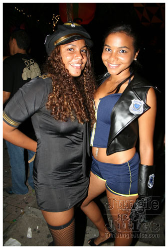 blink_halloween_2007-023