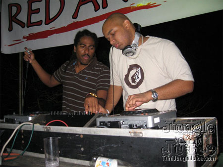 blue_range_all_incl_feb07-42