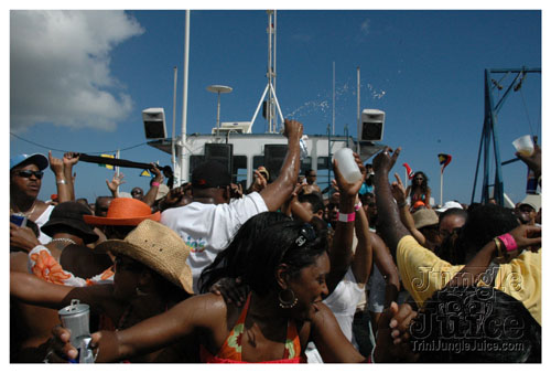 booze_cruise_2007-245