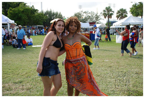broward_carnival_2007_pt1-011