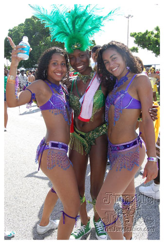 broward_carnival_2007_pt1-016