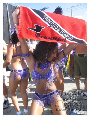 broward_carnival_2007_pt1-023