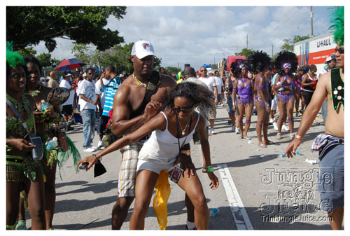 broward_carnival_2007_pt1-036