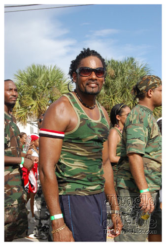 broward_carnival_2007_pt1-046