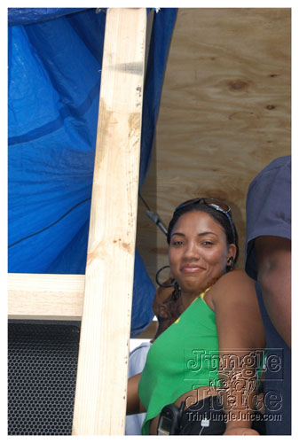 broward_carnival_2007_pt1-051