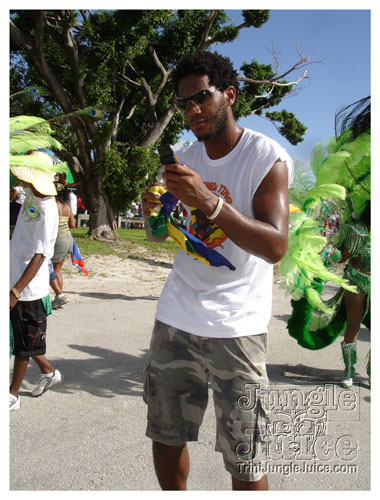 broward_carnival_2007_pt1-065