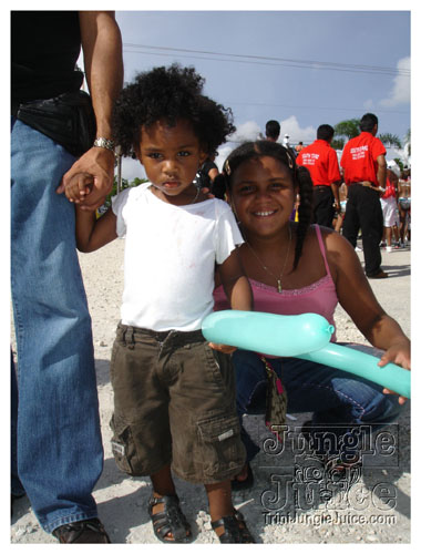 broward_carnival_2007_pt1-068
