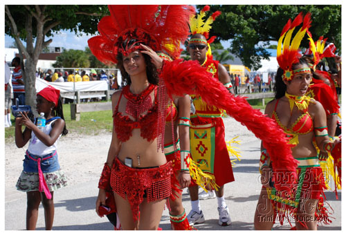 broward_carnival_2007_pt1-072