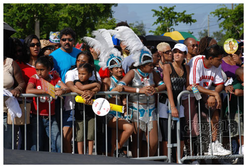 broward_carnival_2007_pt1-093