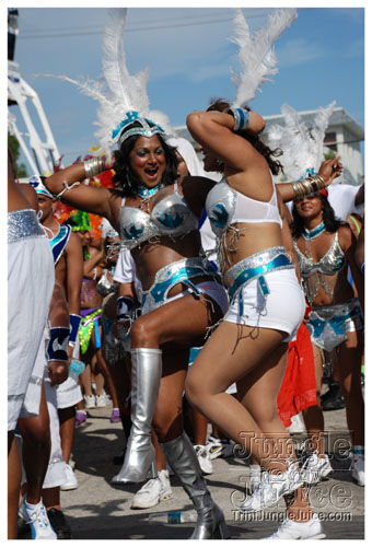 broward_carnival_2007_pt1-095