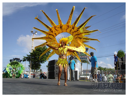 broward_carnival_2007_pt1-108