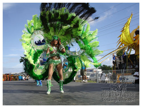 broward_carnival_2007_pt1-109