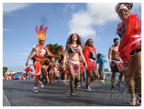 broward_carnival_2007_pt1-110