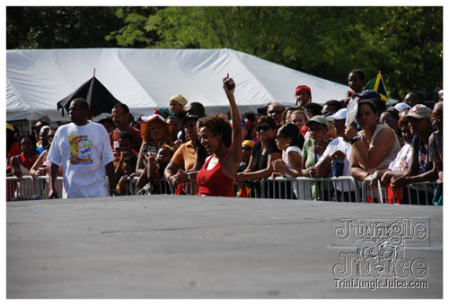 broward_carnival_2007_pt1-112