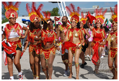 broward_carnival_2007_pt1-114