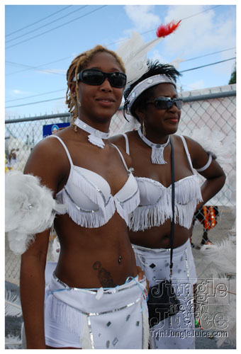 broward_carnival_2007_pt1-137