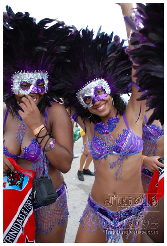 broward_carnival_2007_pt1-153