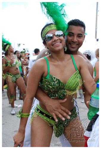 broward_carnival_2007_pt1-165