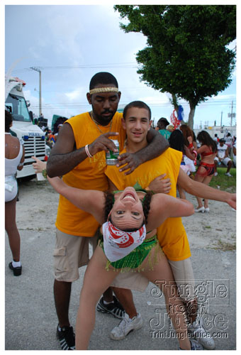 broward_carnival_2007_pt1-192