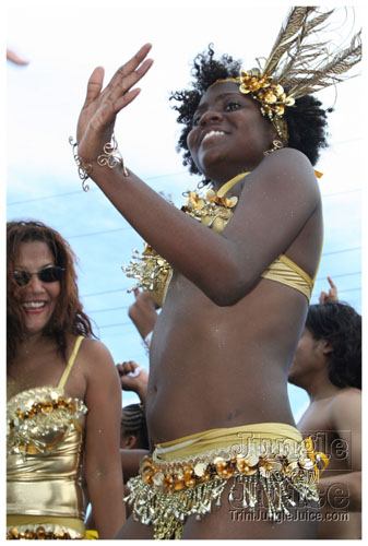 broward_carnival_2007_pt1-215