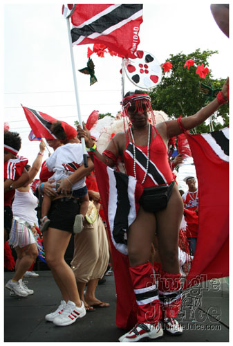 broward_carnival_2007_pt1-223